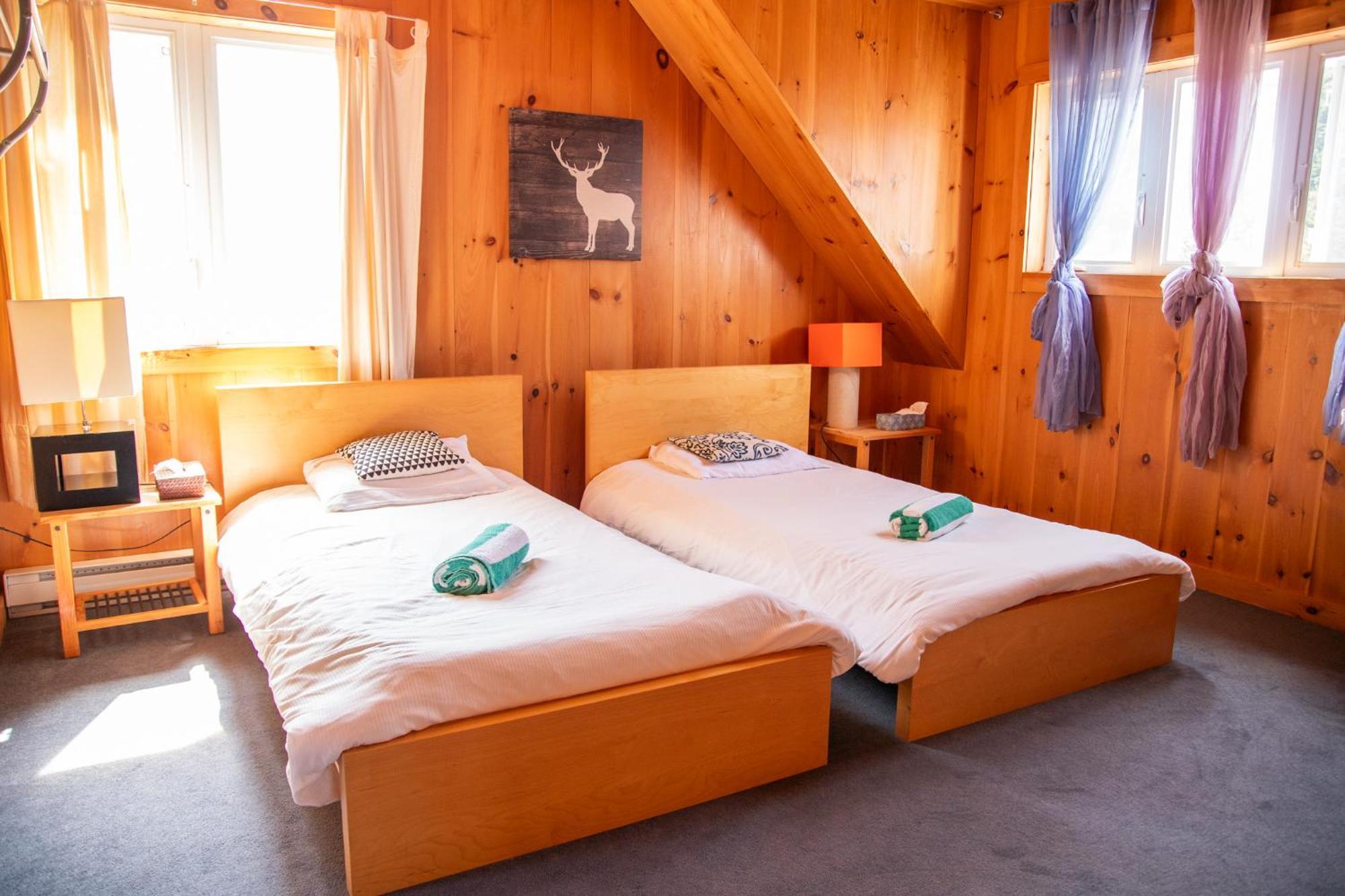 Auberge Couleurs de France Lac-Simon Extérieur photo