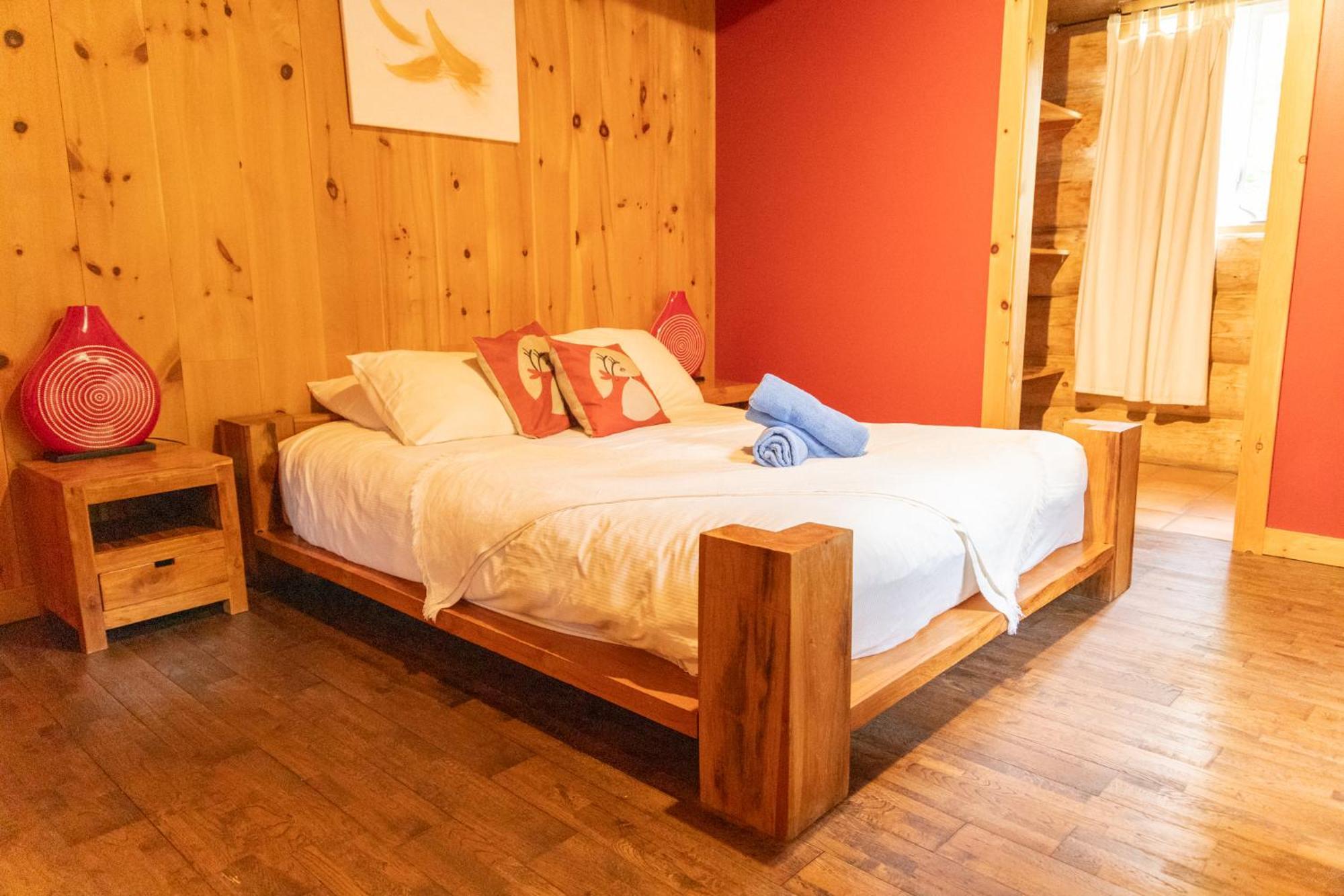 Auberge Couleurs de France Lac-Simon Extérieur photo