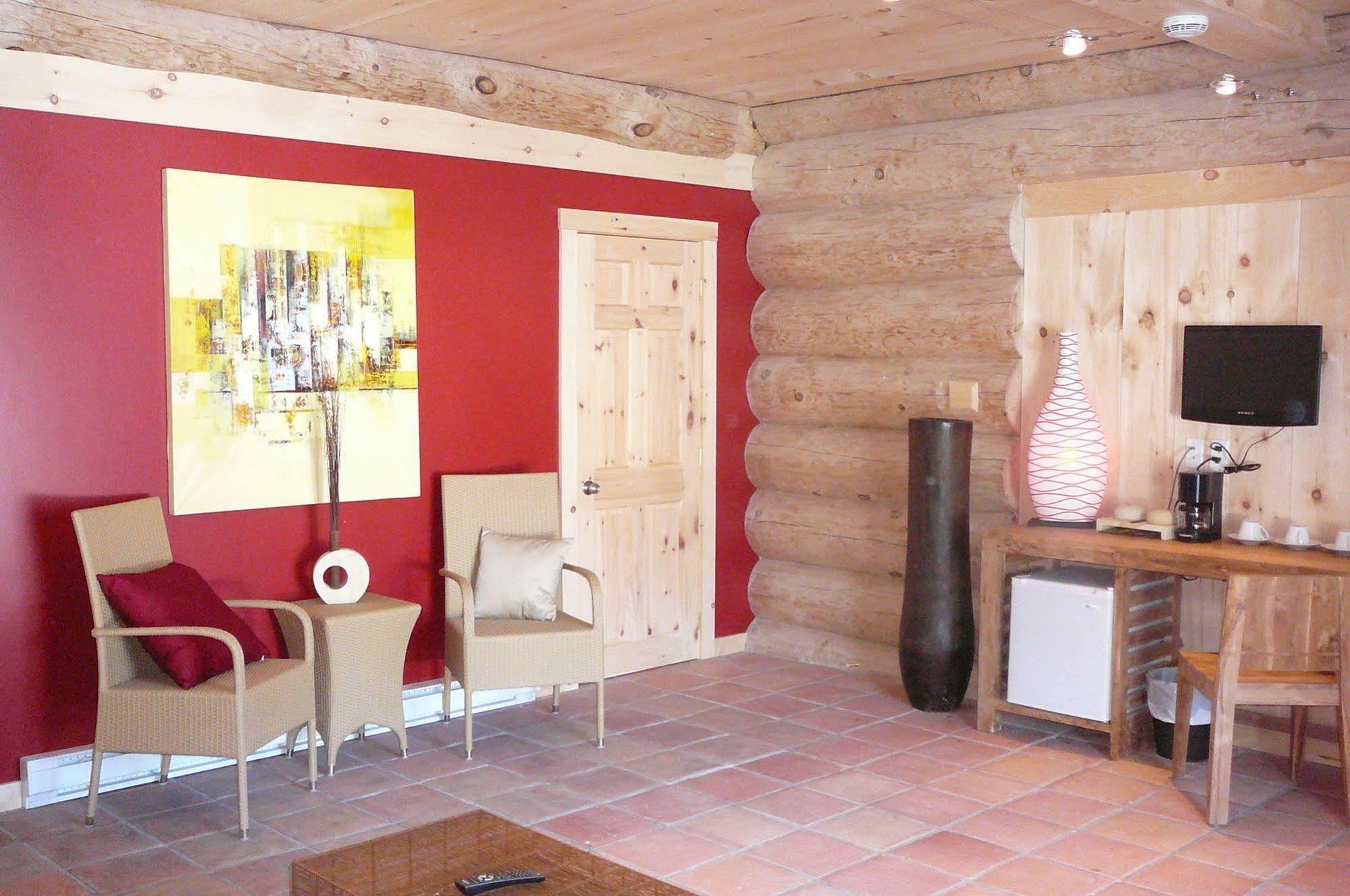Auberge Couleurs de France Lac-Simon Extérieur photo
